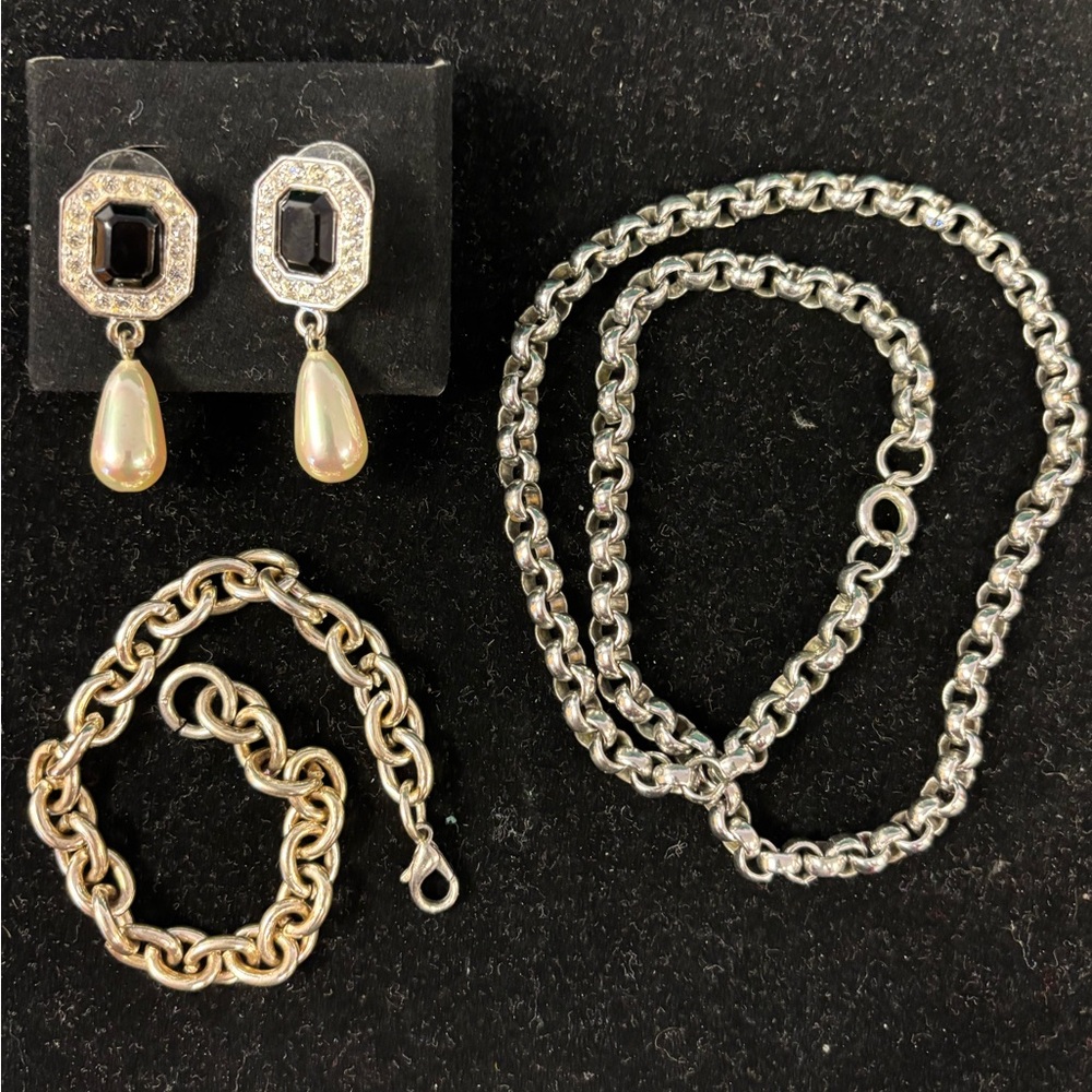 Silver Chain Necklace, bracelet and Pearl Drop Earrings